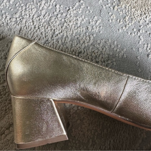 Naturalizer Malynn gold pointed Toe Pumps leather slip on low block heel 9.5 W - Picture 8 of 14
